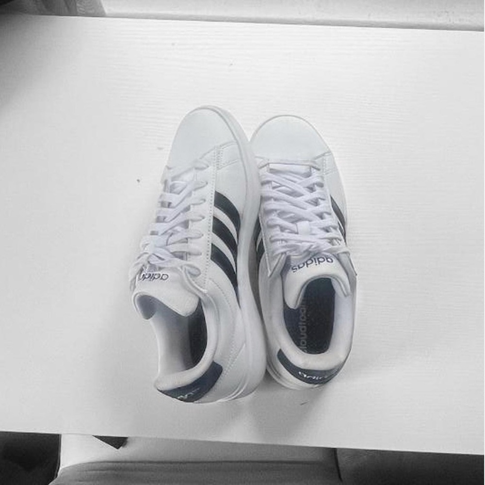 Adidas Classic White Sneakers with Black Stripes Y2K
